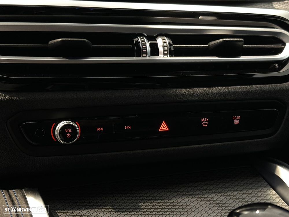 BMW i4 eDrive40 Pack Desportivo M - 22