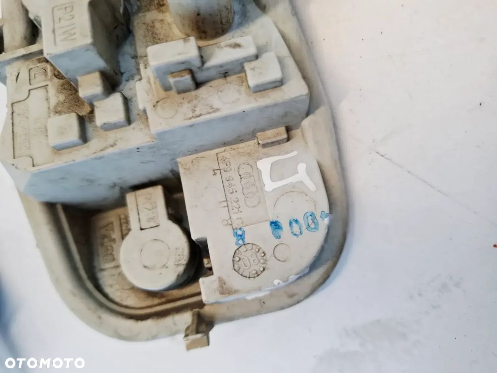 Mocowanie Wkład Lampy Żarówek Lewy Tył Tylna Błotnik Audi A6 C6 Lift Kombi - 2