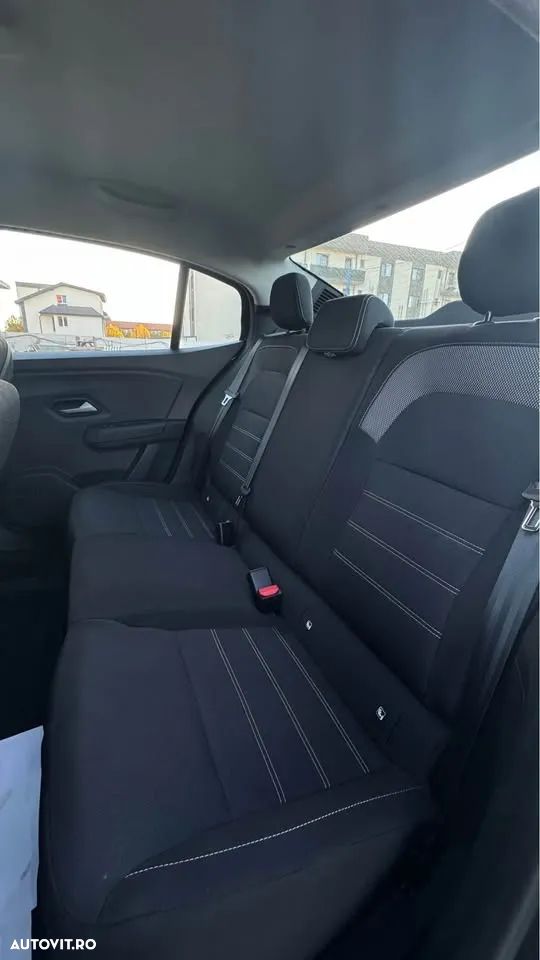 Dacia Logan TCe 90 MT6 Expression - 8