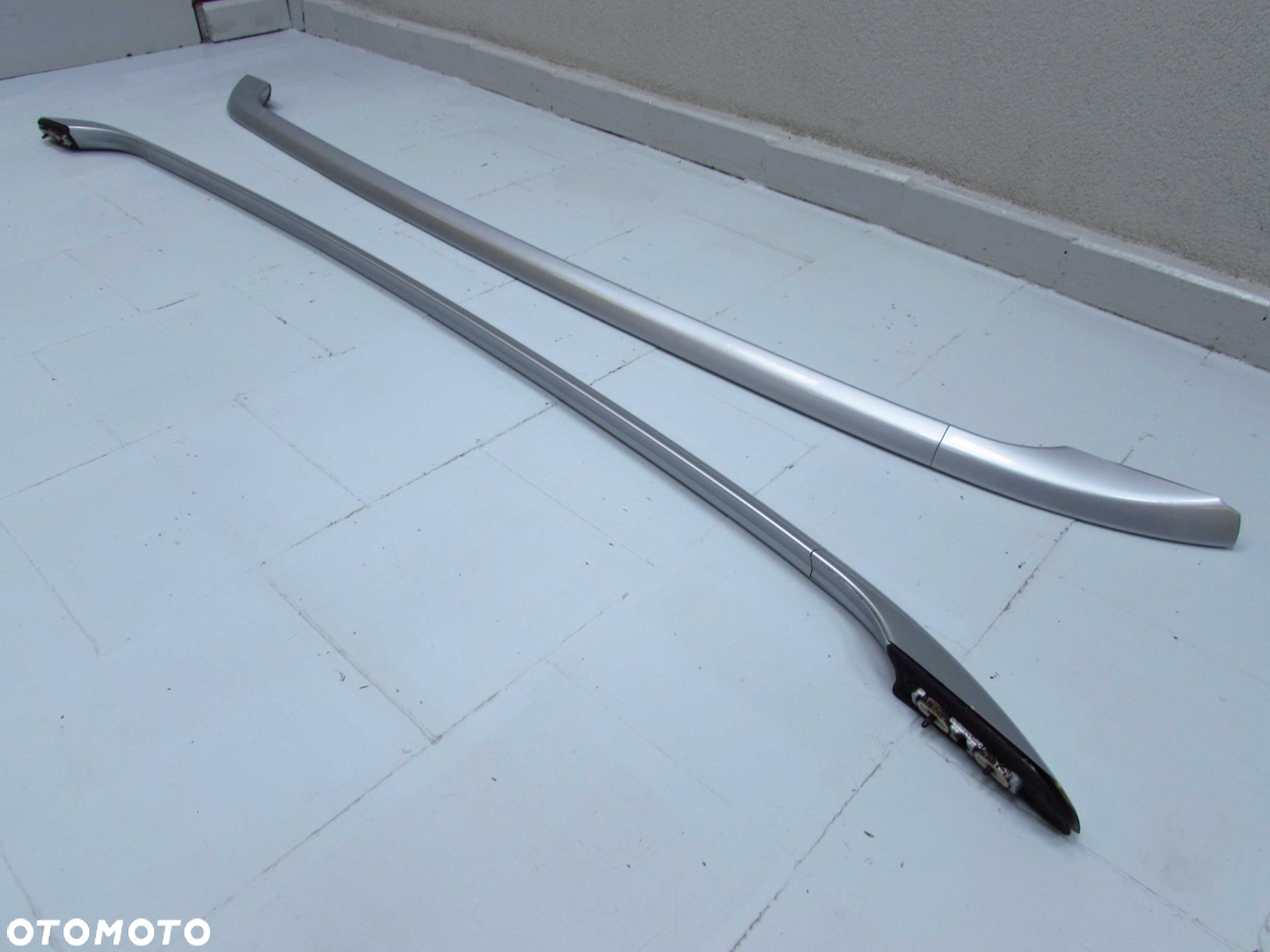 VOLVO V50 04-13 RELINGI DACHOWE RELING LEWY PRAWY CHROM 31301136 31301135 - 3