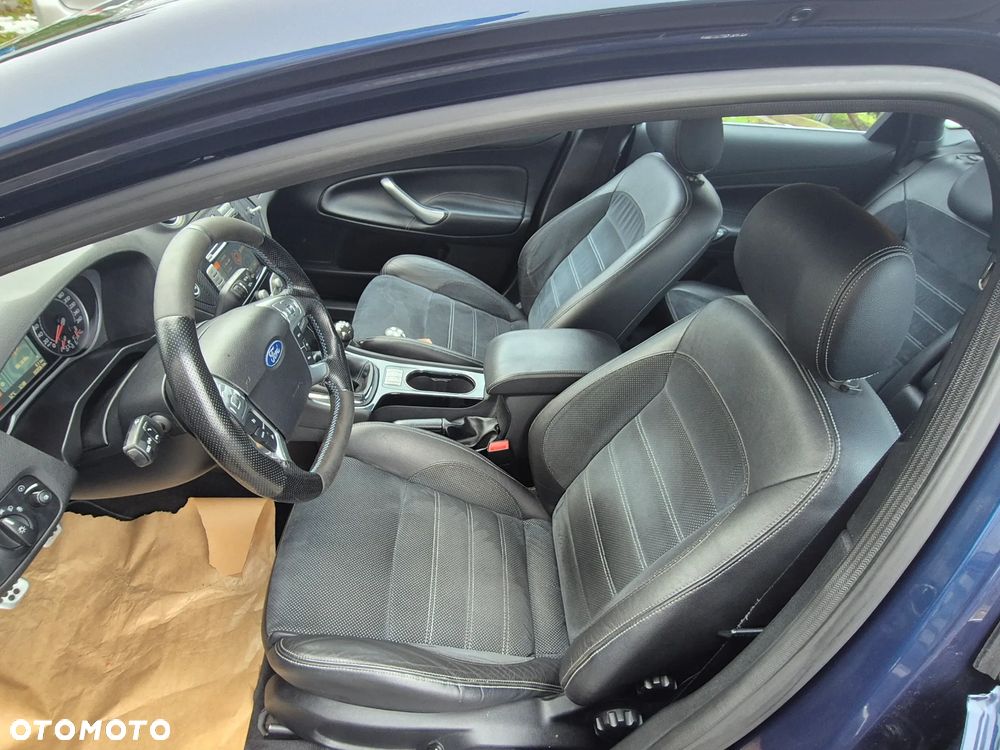 Ford Mondeo 2.5 Black Magic - 21