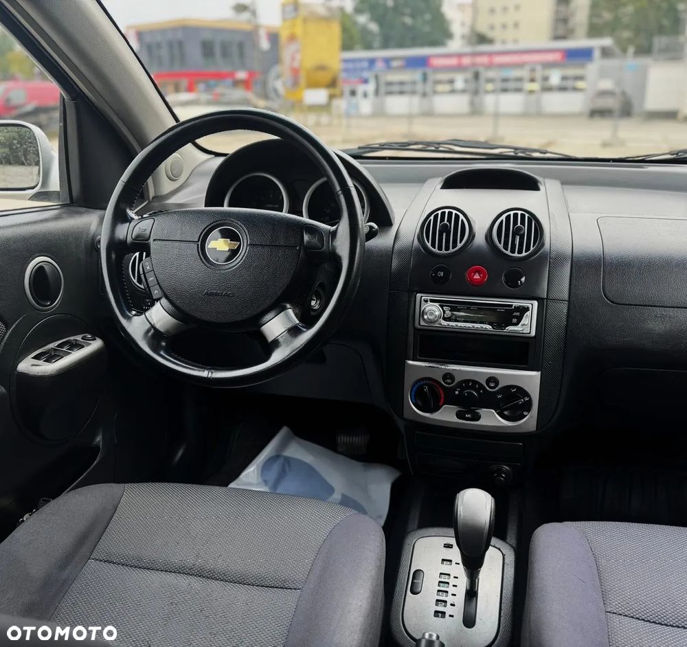 Chevrolet Kalos - 5