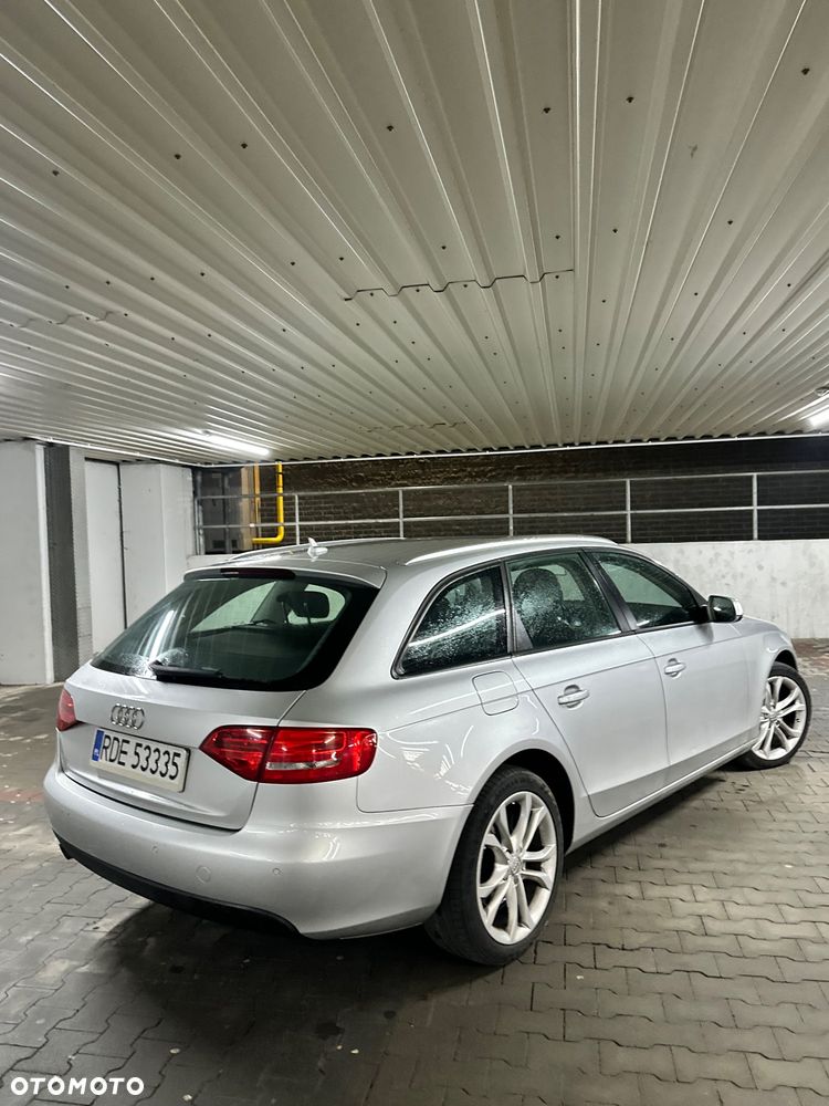 Audi A4 Avant 2.0 TDI Quattro - 8