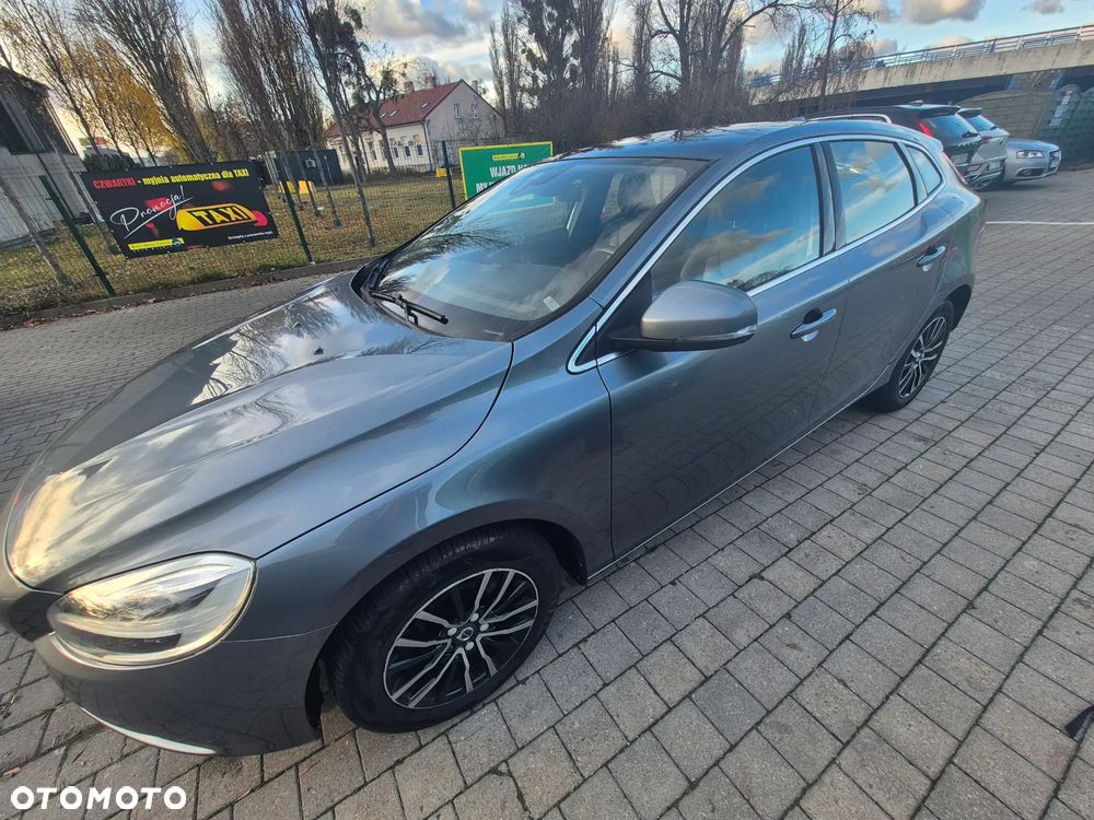Volvo V40 D3 Inscription - 6