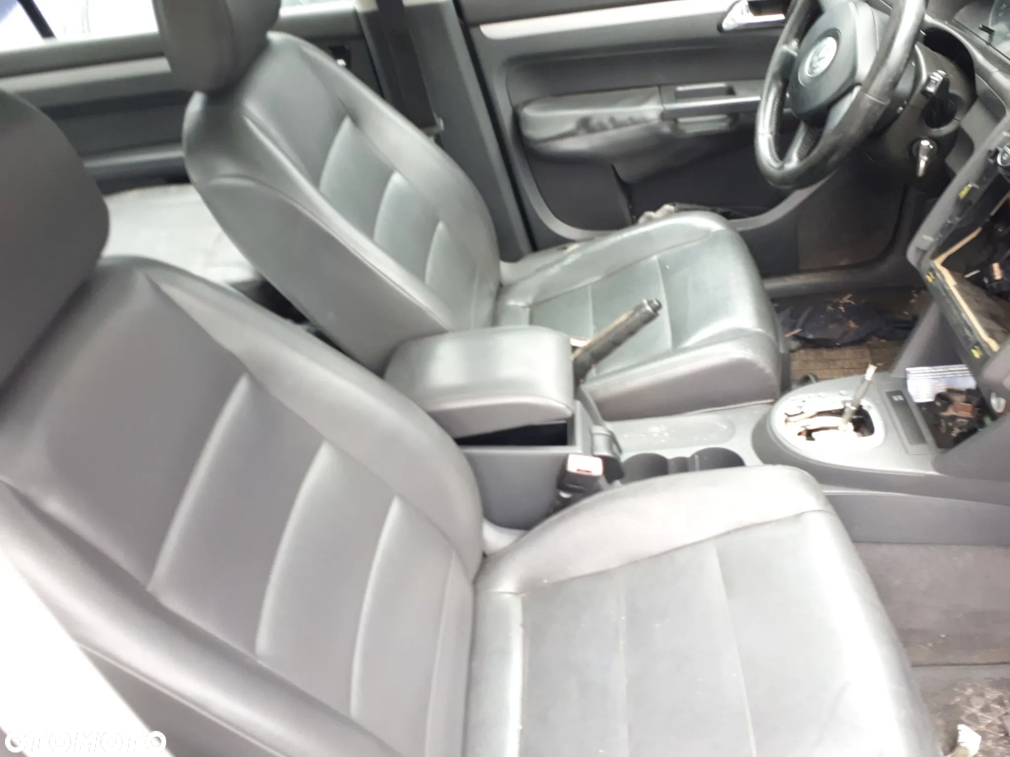 VW TOURAN I 03-06 LAMPA TYŁ TYLNA PRAWA LEWA - 23
