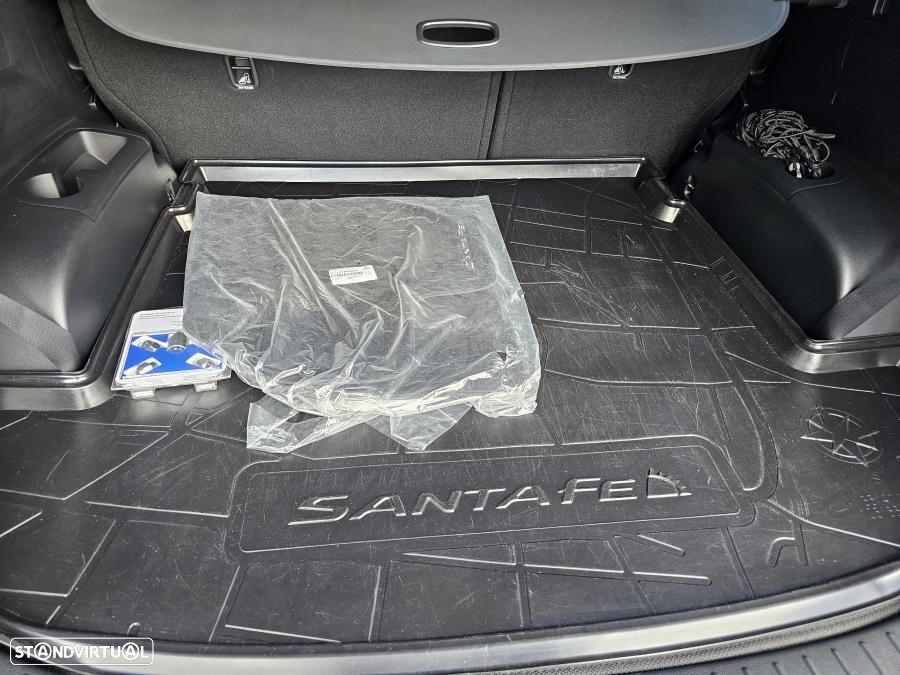 Hyundai Santa Fe 1.6 T-GDI HEV Vanguard+Luxury Pack - 23