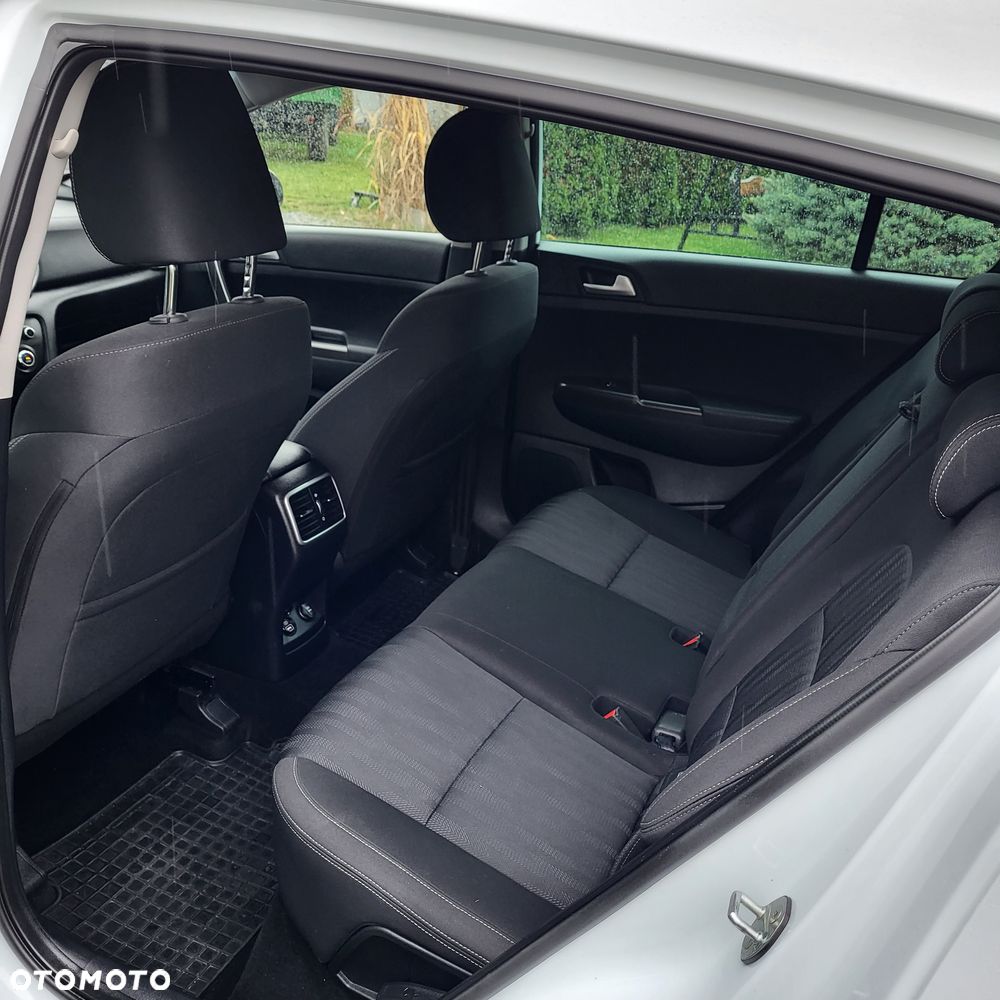 Kia Sportage 1.6 GDI L 2WD - 10