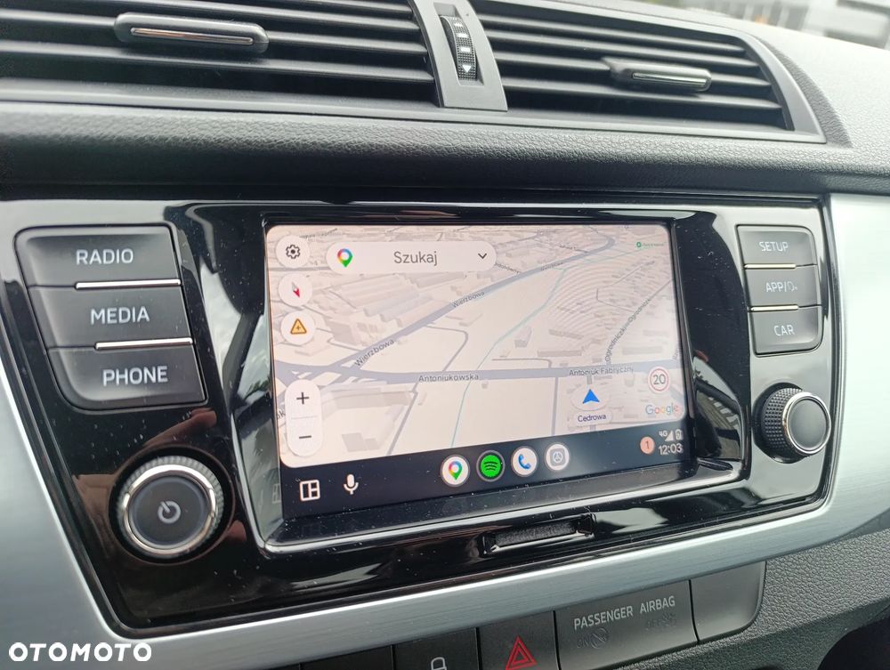 Skoda Fabia 1.0 TSI Ambition - 24