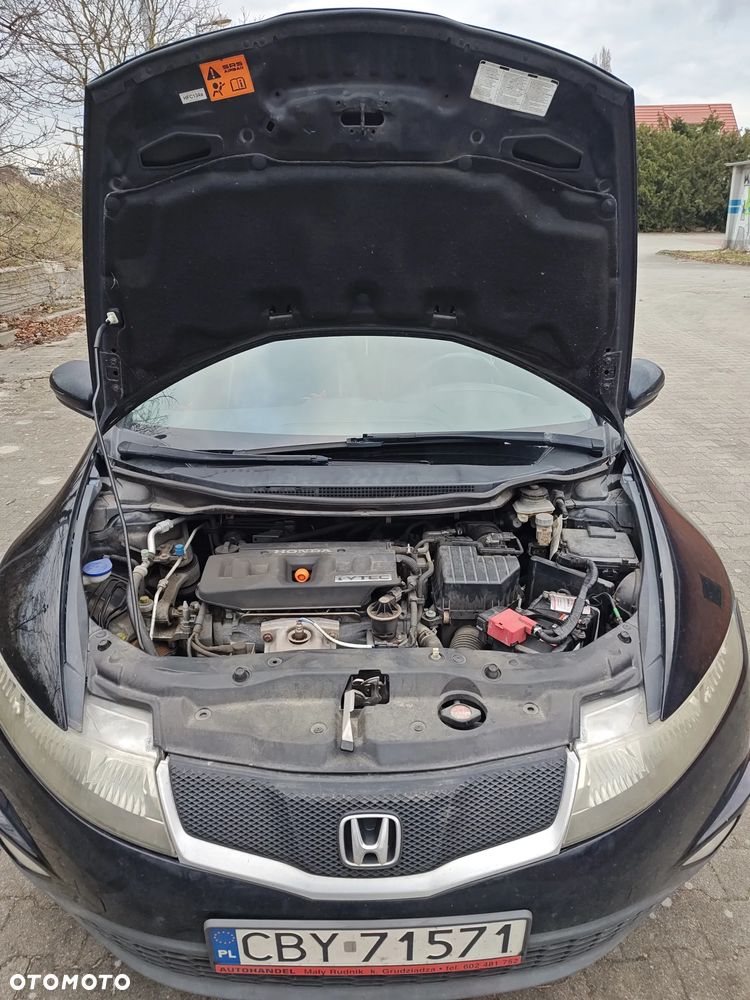 Honda Civic 1.8 Sport - 8