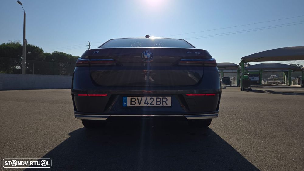 BMW i7 - 36