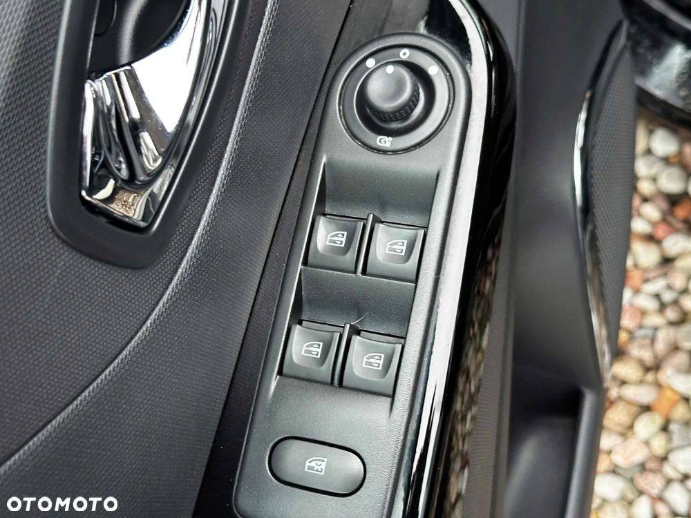 Renault Captur 1.2 TCe Intens EDC - 22