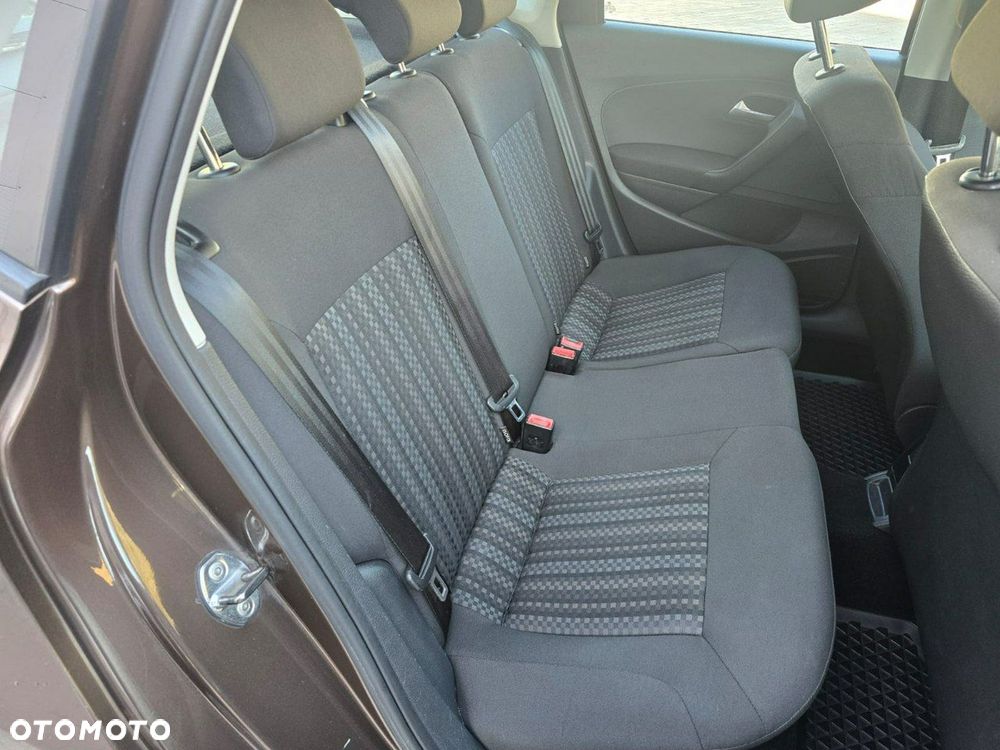 Volkswagen Polo - 16