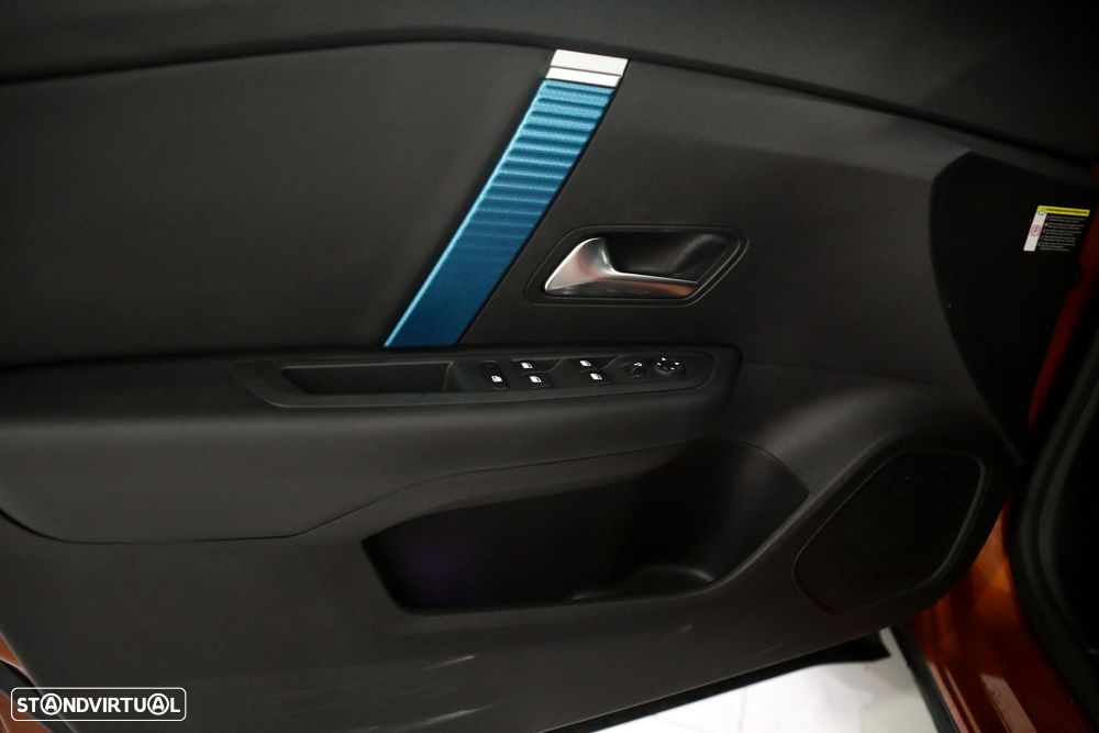 Citroën e-C4 50 kWh Shine - 16