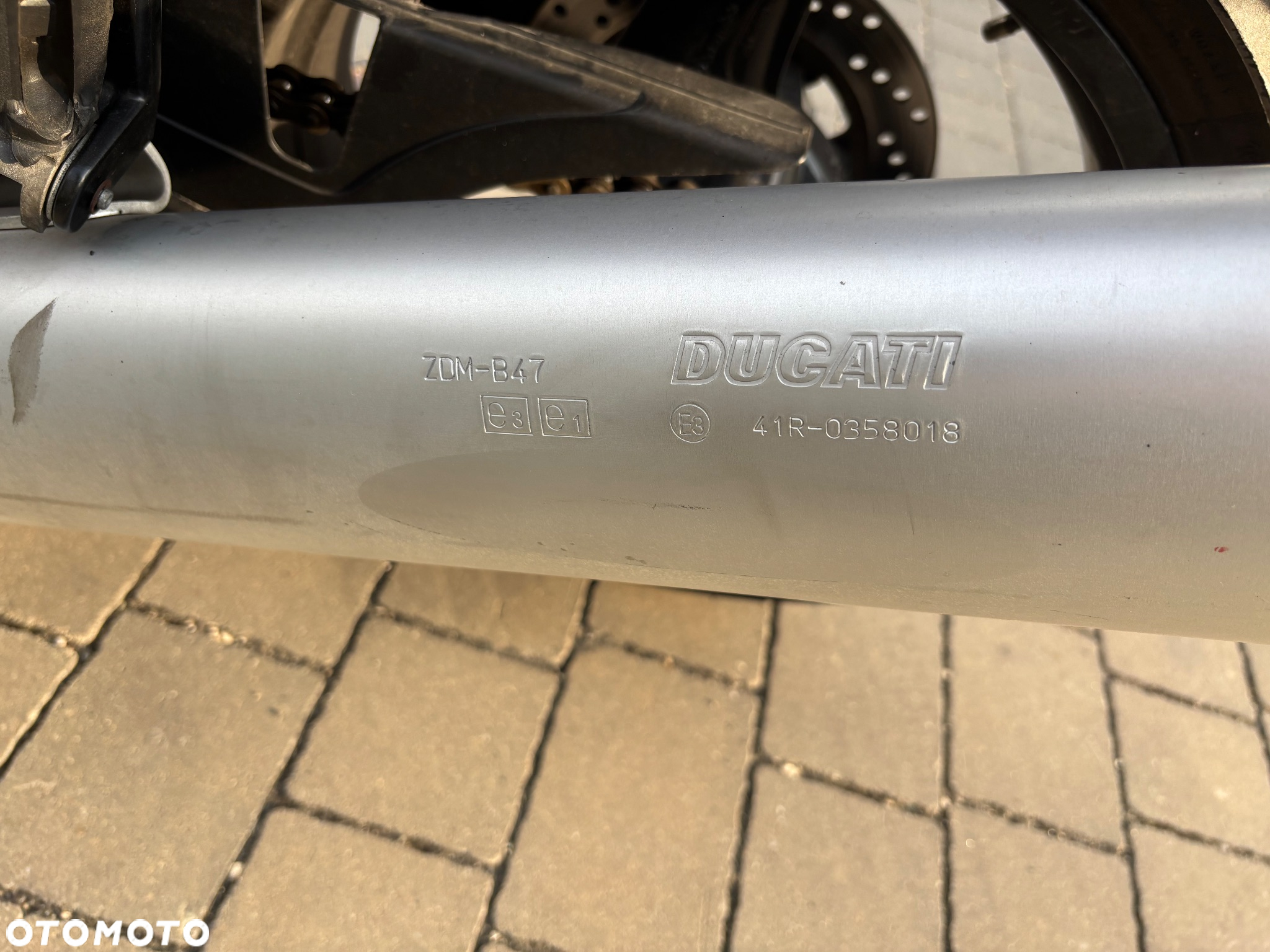 Ducati Monster - 13