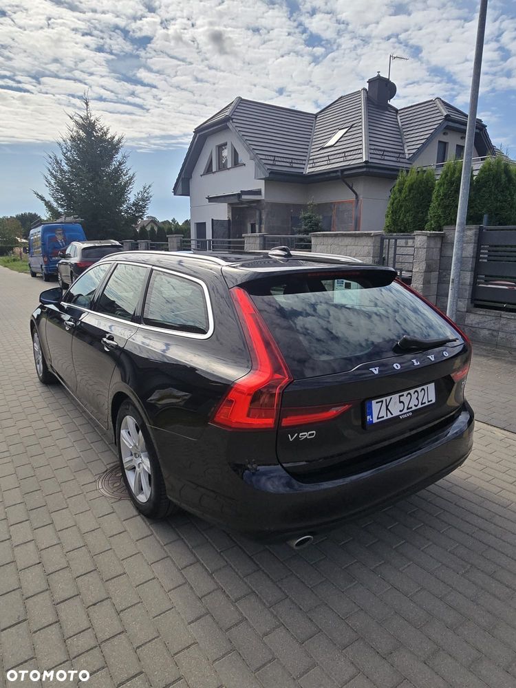 Volvo V90 D4 Momentum - 3
