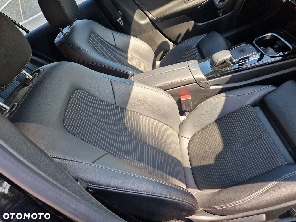 Mercedes-Benz Klasa A 200 7G-DCT Advanced Progressive - 12