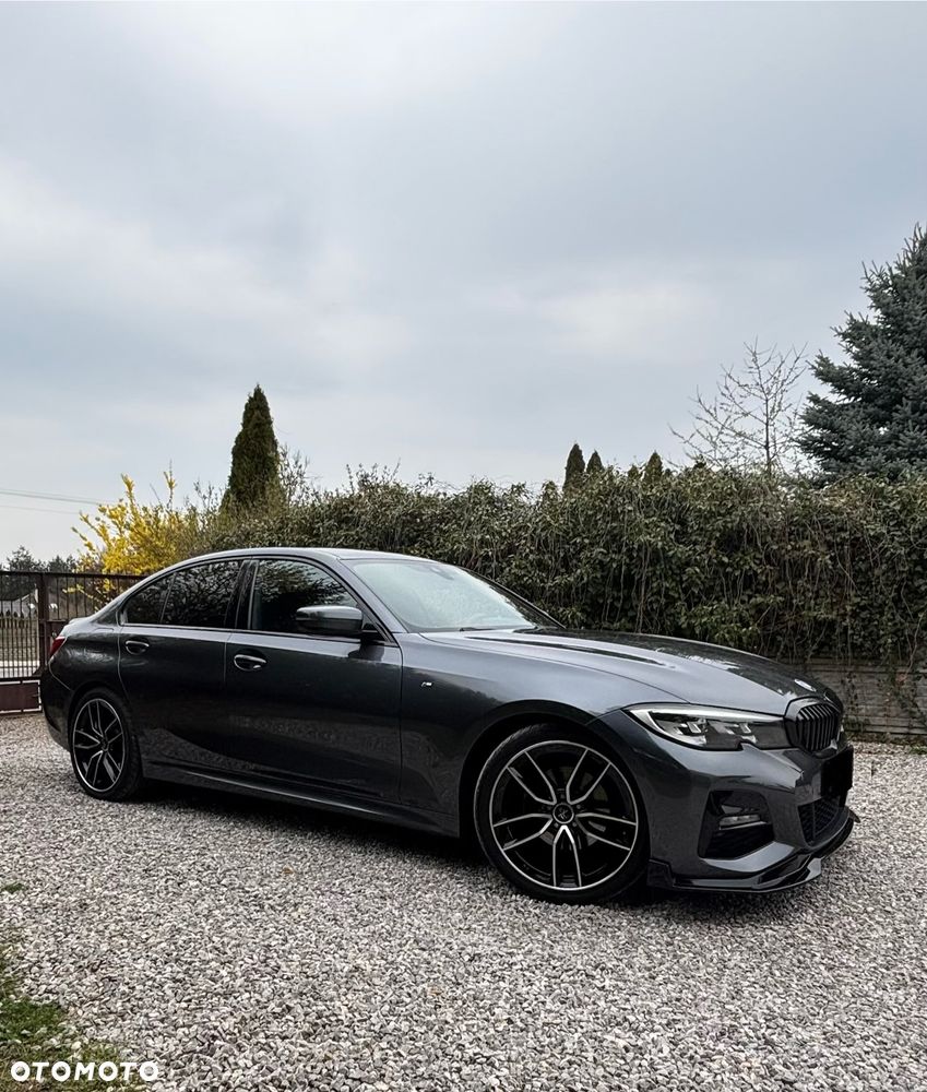 BMW Seria 3 320i - 3