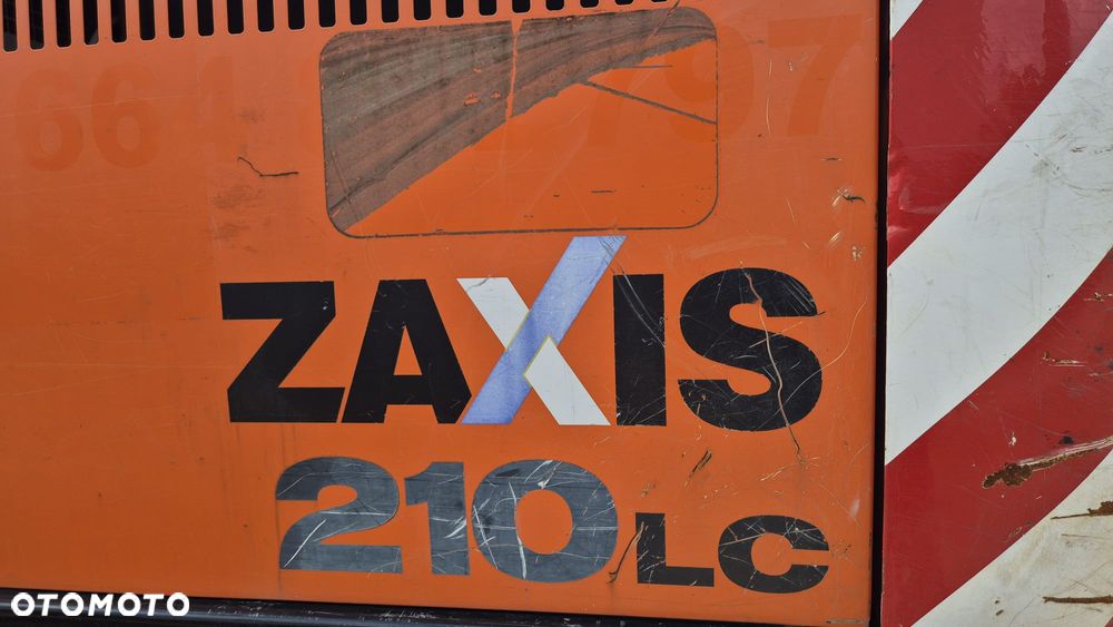 Hitachi ZX210LC-5B - 4