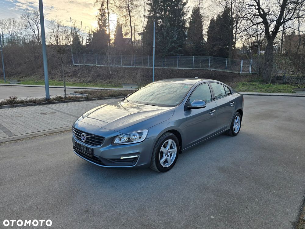 Volvo S60 D3 Geartronic RDesign - 18