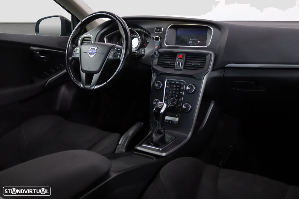 Volvo V40 D2 Kinetic - 5