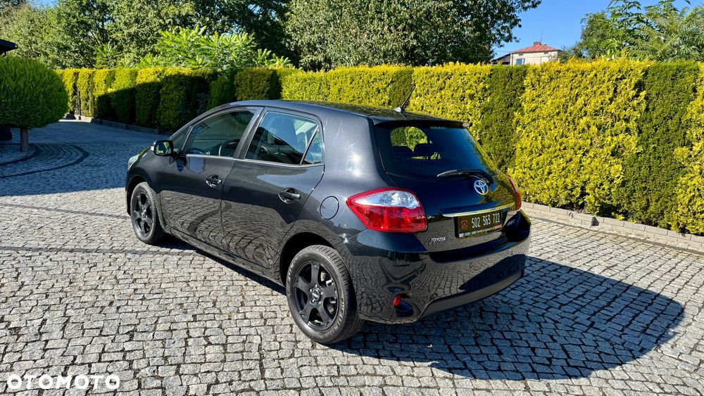 Toyota Auris 1.6 Premium - 21