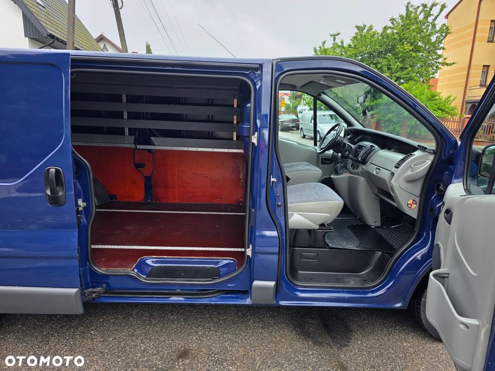 Renault Trafic - 17