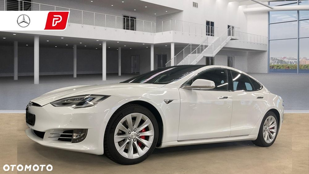 Tesla Model S - 1