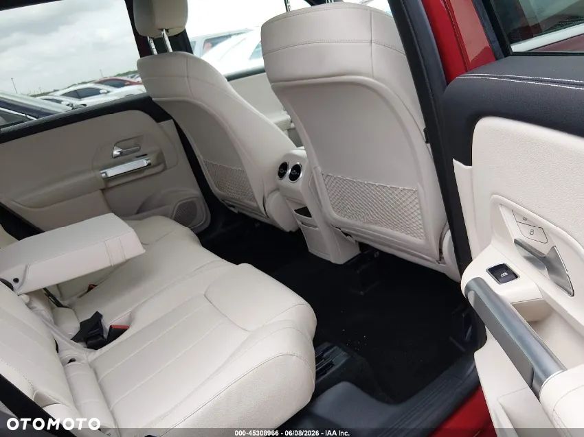 Mercedes-Benz GLB 250 4Matic 8G-DCT Style - 8