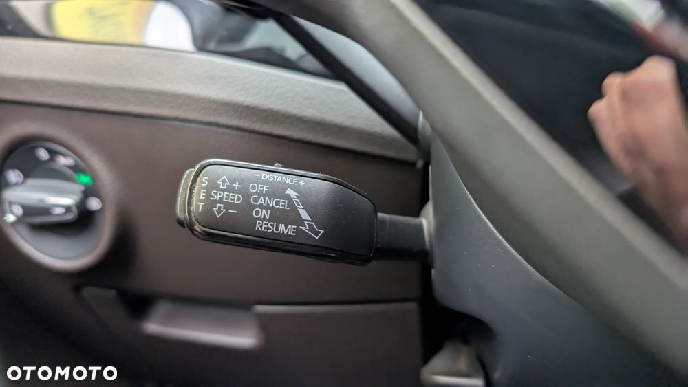 Skoda Superb 2.0 TDI DSG L&K - 16
