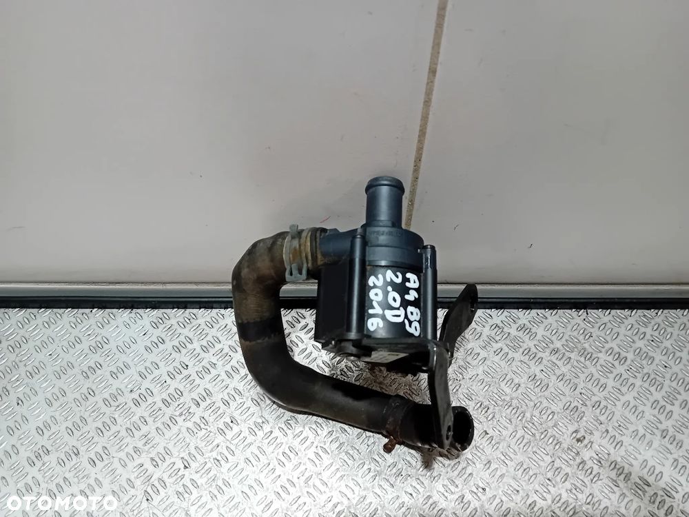 dodatkowa pompa wody Audi A4 B9 3.0 TDI 2016 04L965559A - 1
