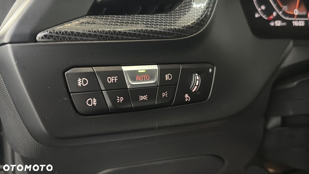 BMW Seria 2 218i M Sport - 29
