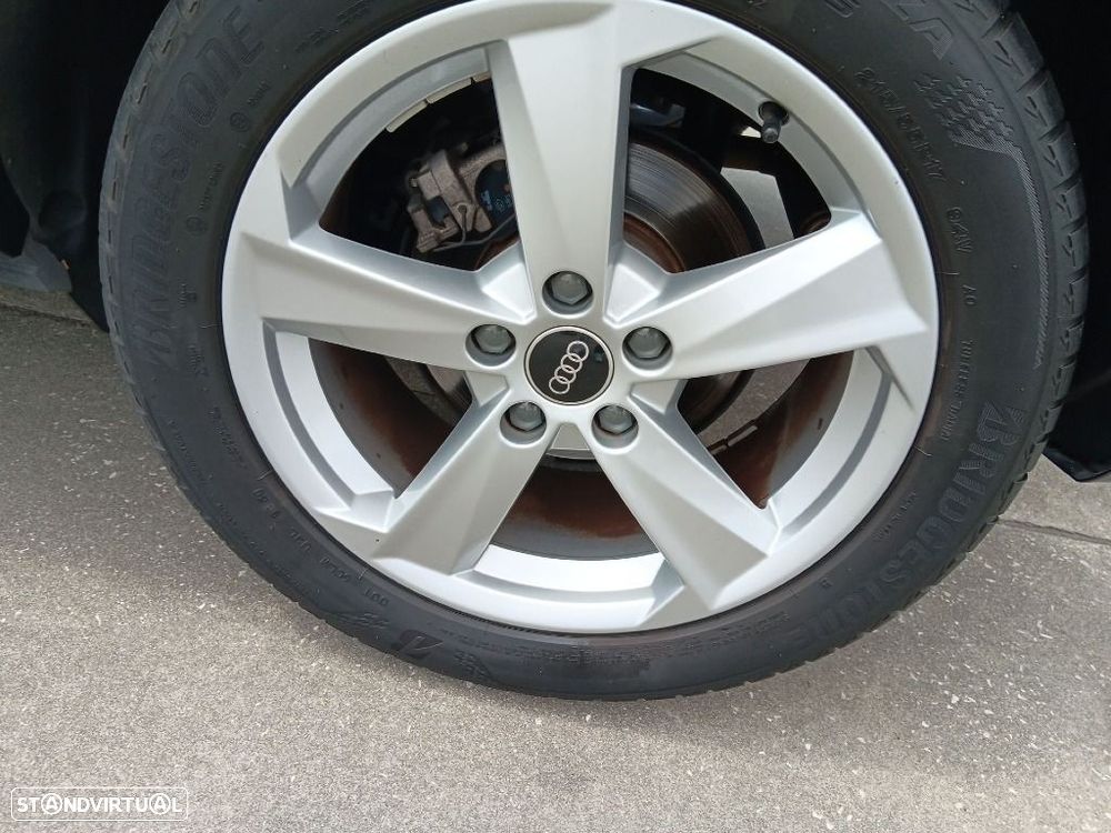 Audi Q2 30 TFSI Advanced — fotografia 26