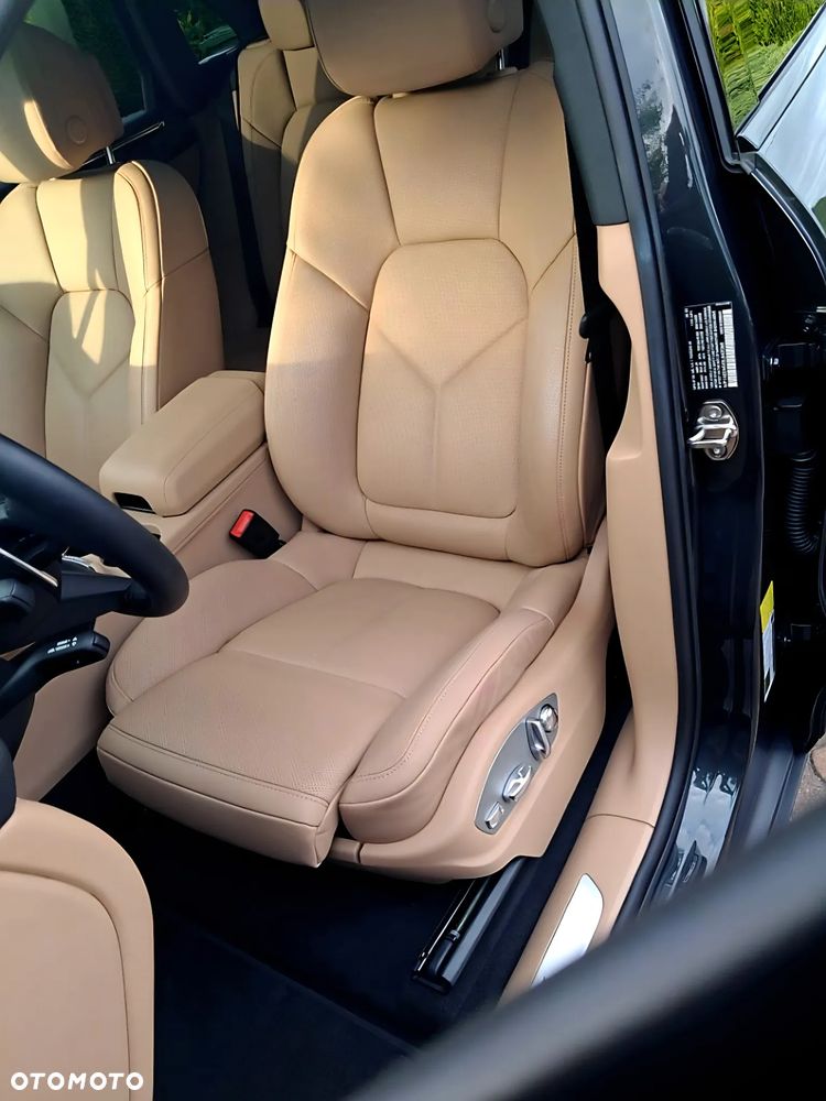 Porsche Macan - 20