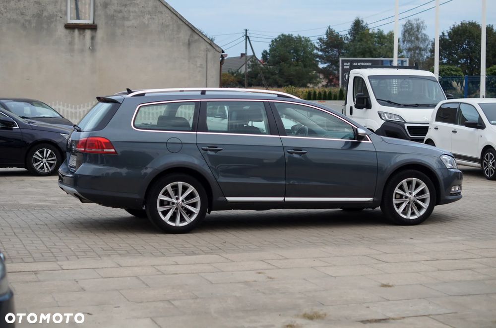 Volkswagen Passat Alltrack 2.0 TDI 4Motion DSG BlueMotion Tec - 36