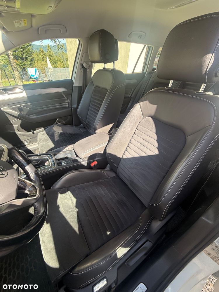 Volkswagen Passat 2.0 TDI EVO Elegance DSG - 15