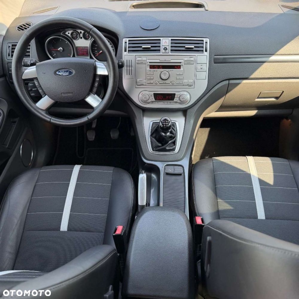 Ford Kuga - 20