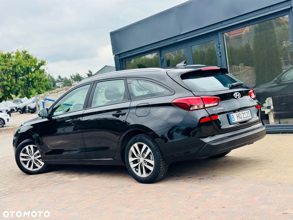 Hyundai i30 1.6 CRDI DCT Premium - 3