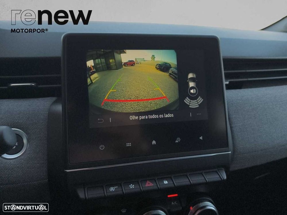 Renault Clio 1.0 TCe Techno Bi-Fuel - 12