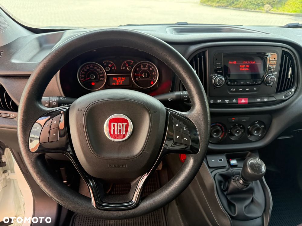 Fiat Doblo Furgon 3 Osobowy - 17