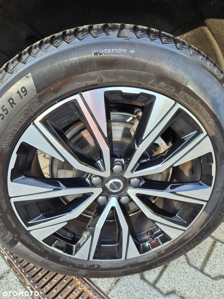 Volvo XC 60 B4 B Plus Dark - 33