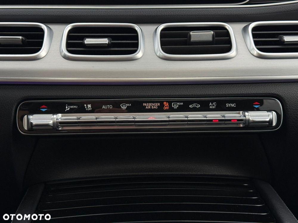 Mercedes-Benz GLE 300 d 4-Matic Premium Plus - 25