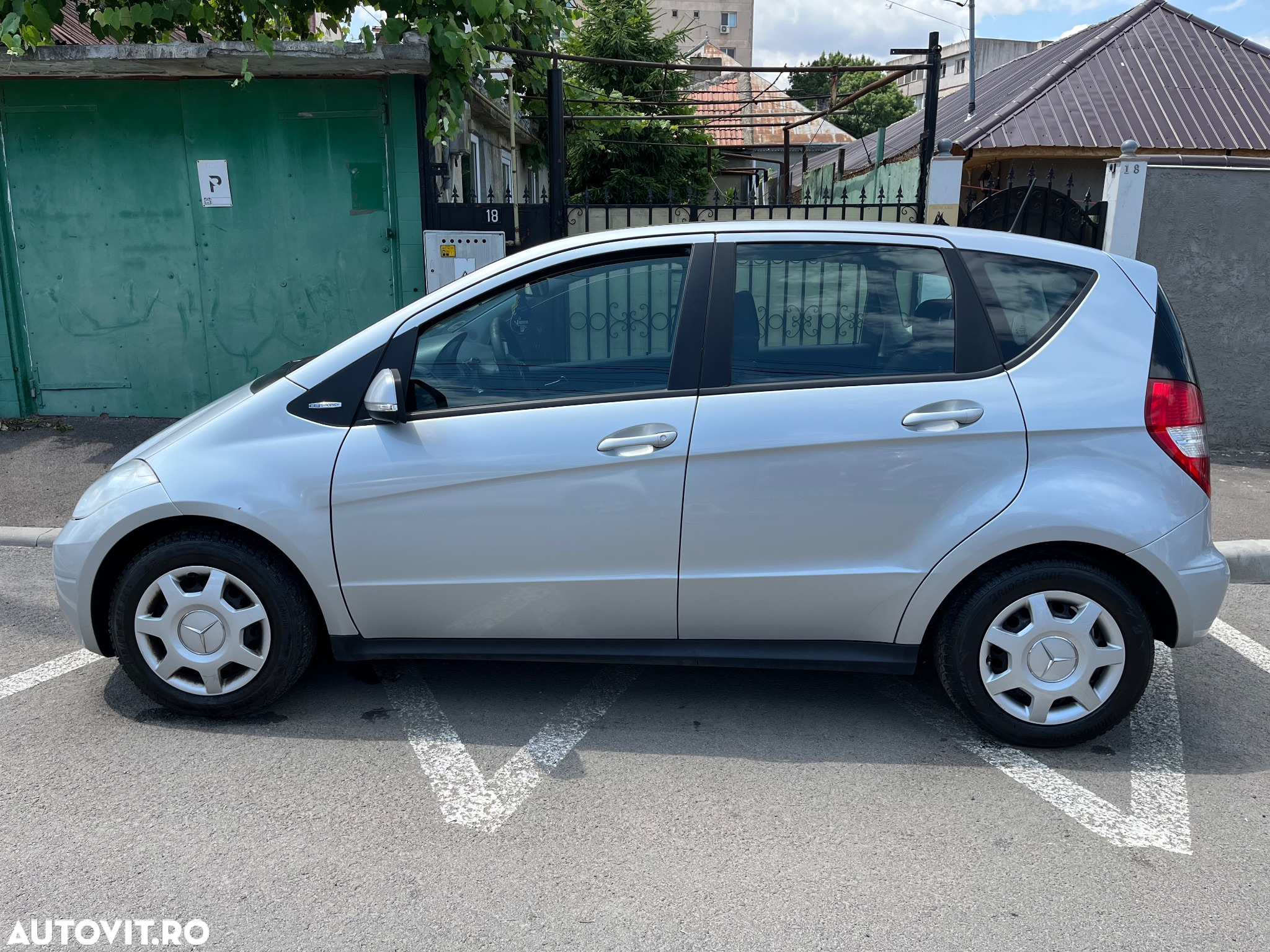 Mercedes-Benz A 150 BlueEFFICIENCY Avantgarde - 4