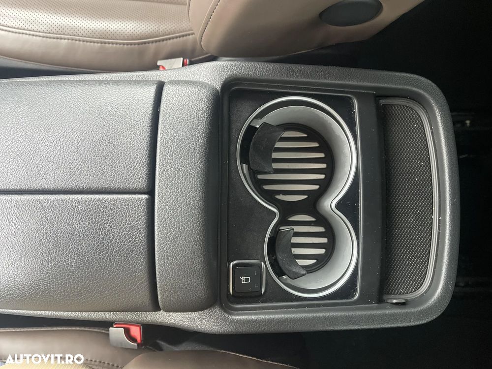 Mercedes-Benz V - 16