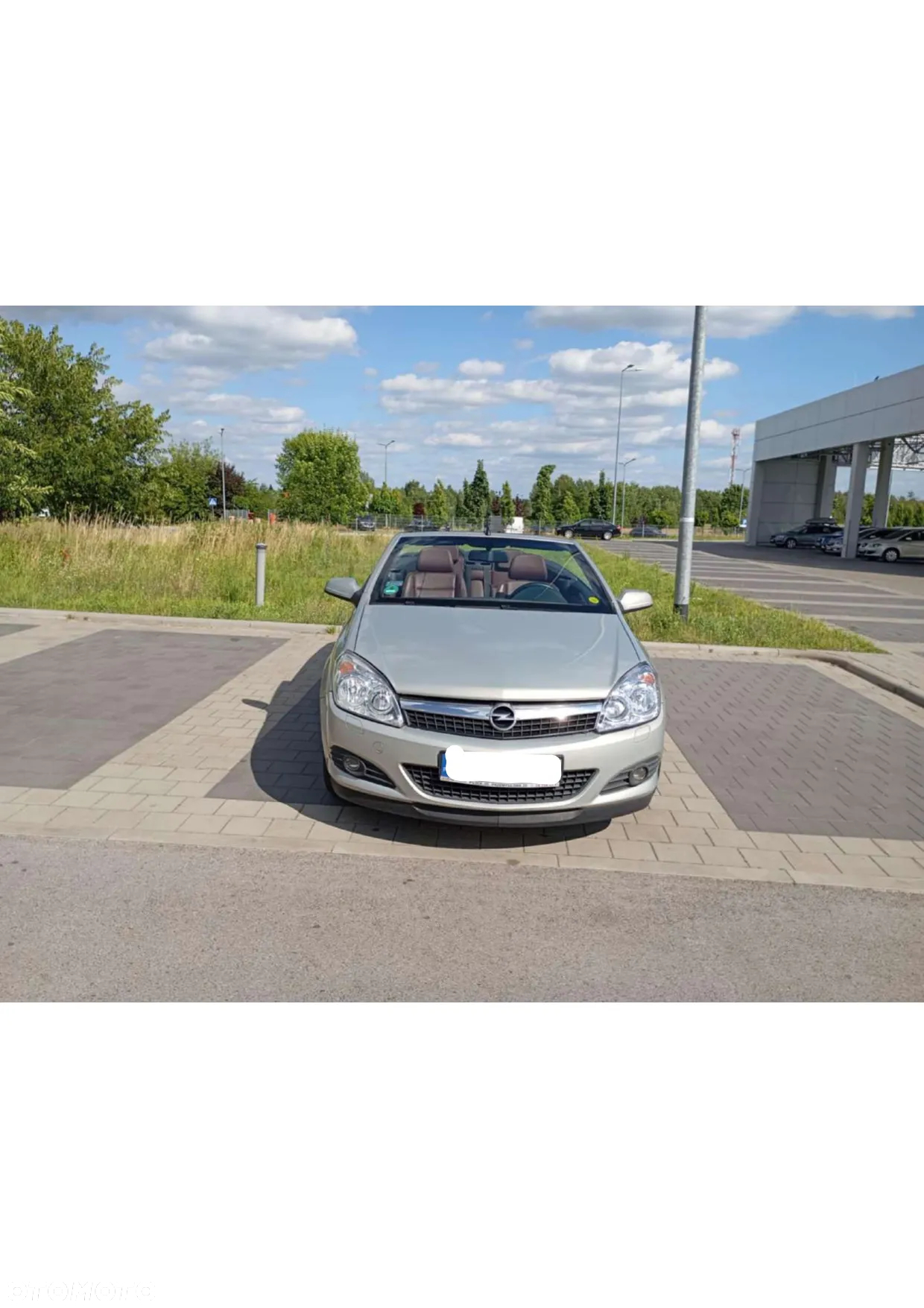 Opel Astra III GTC 1.8 Cosmo - 9