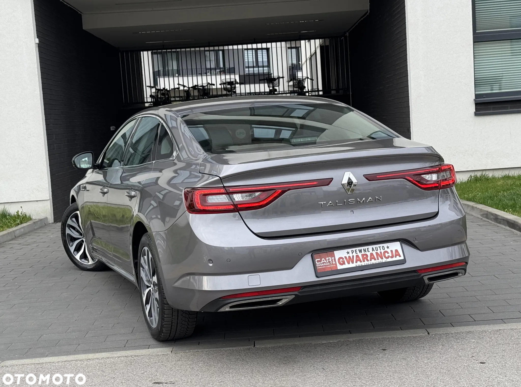 Renault Talisman 1.6 Energy TCe Initiale Paris EDC - 10