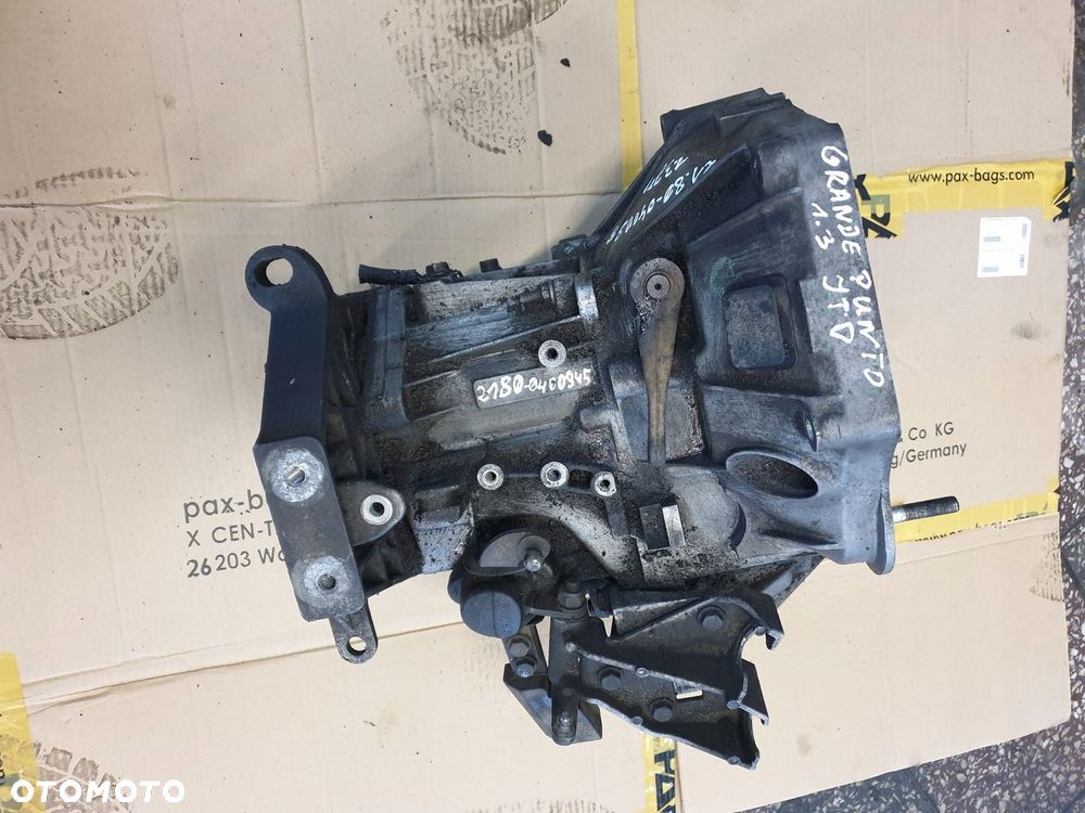 SKRZYNIA BIEGÓW FIAT GRANDE PUNTO 1.3 JTD 0400945 - 2