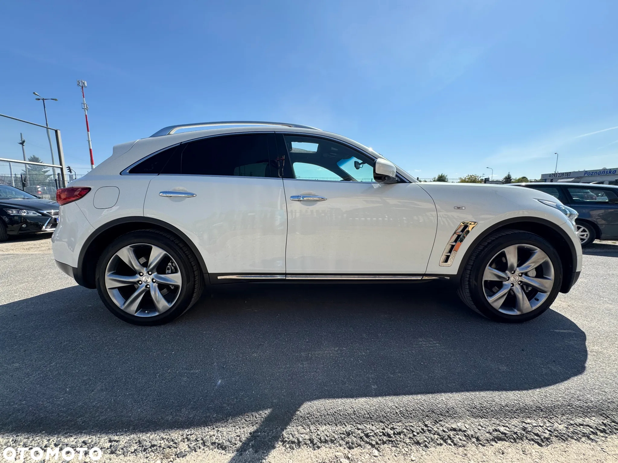 Infiniti FX FX30d AWD S - 4