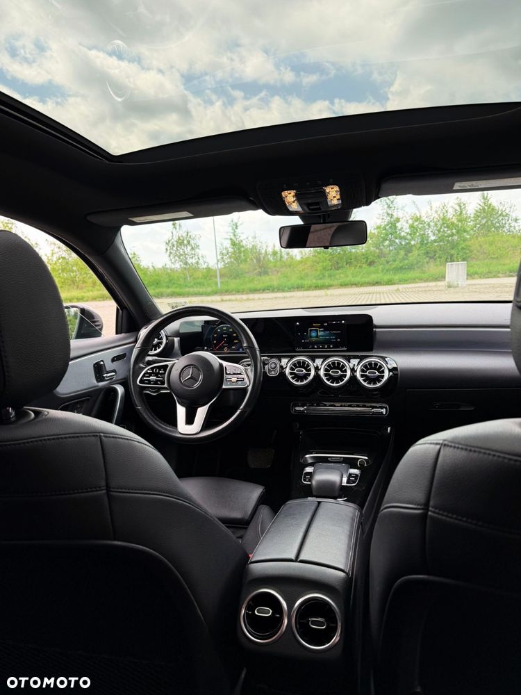 Mercedes-Benz Klasa A 220 4Matic 7G-DCT - 14