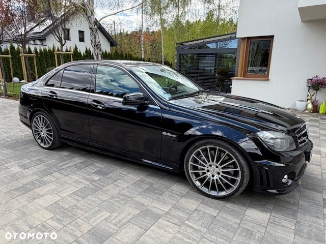 Mercedes-Benz Klasa C 63 AMG - 5