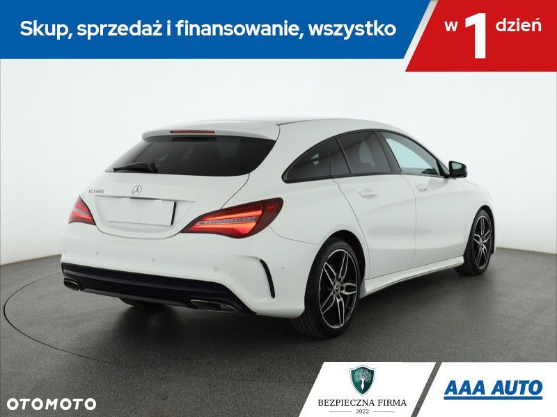 Mercedes-Benz CLA - 6